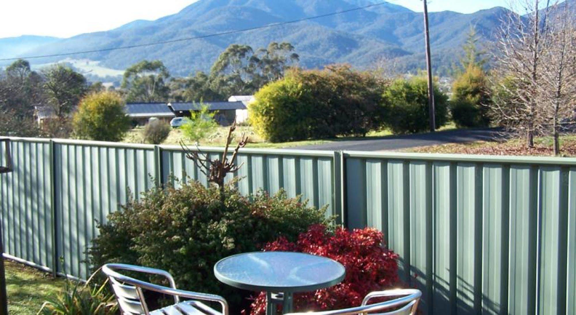 جبل بيوتي Bogong Moth Motel المظهر الخارجي الصورة