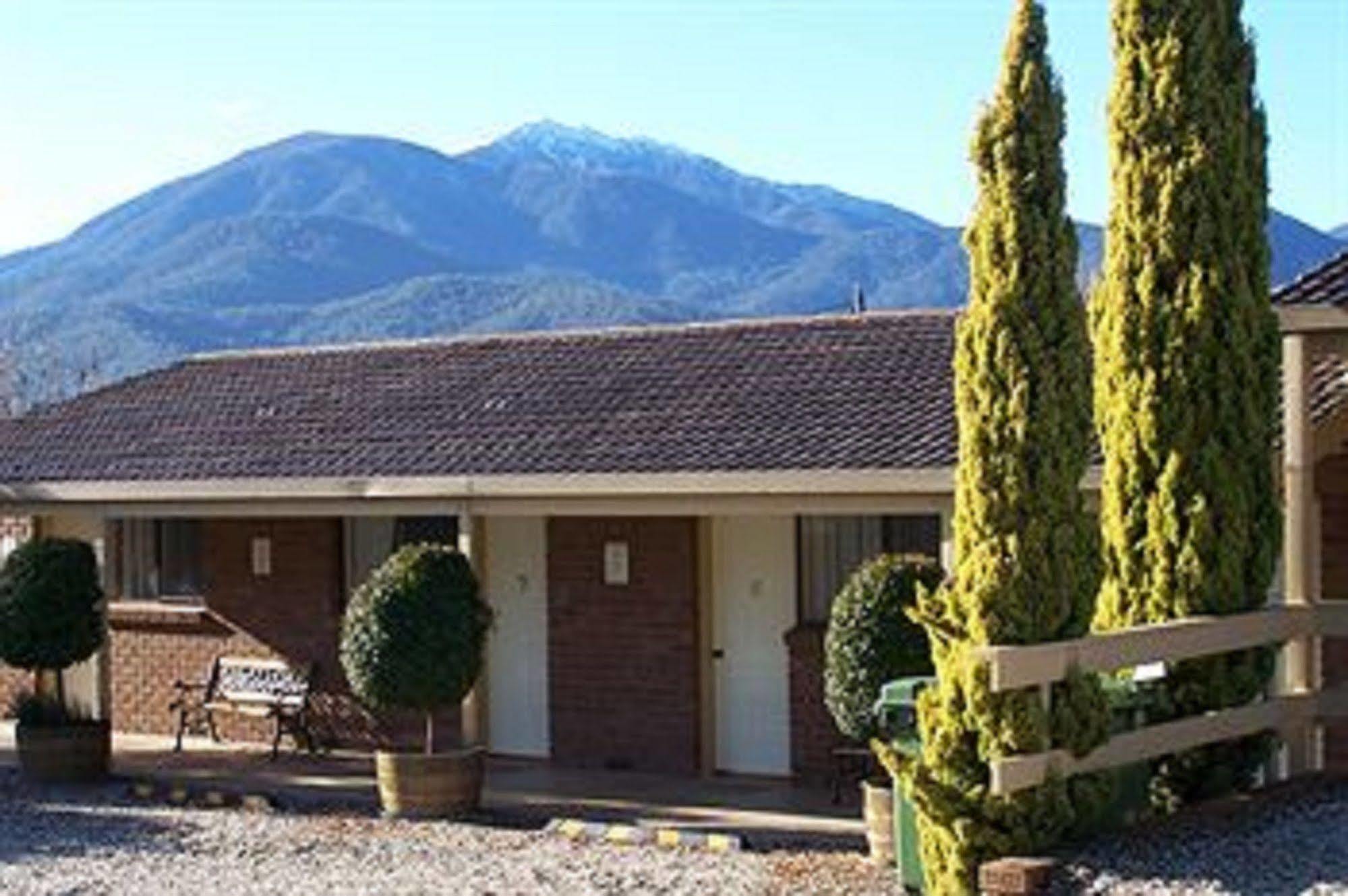 جبل بيوتي Bogong Moth Motel المظهر الخارجي الصورة